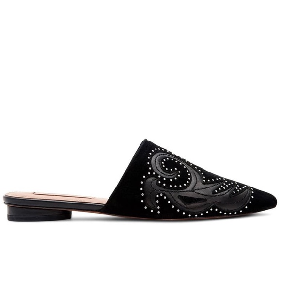 BCBGMAXAZRIA Nola Studded Pointed Toe Mule Sandal Flat Heel Fashionable Shoe 7.5 - Picture 2 of 7